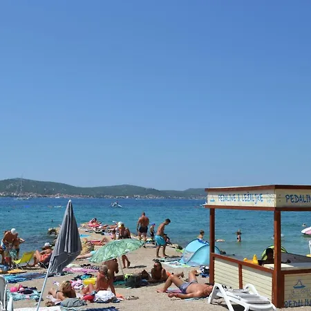 캠프장 Mobile Diamond 비오그라드나모루